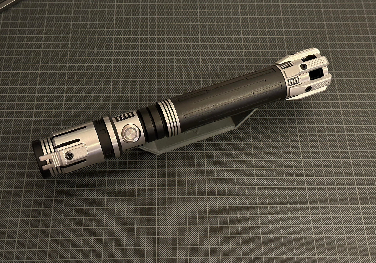 Sologaard Neo Proffie Saber - Brushed Silver Black